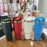 16 Pack USA warehouse Christmas green red baby blue powder coated mirror gold plated underneath 40oz H2.0 Christmas tumbler for laser engraving